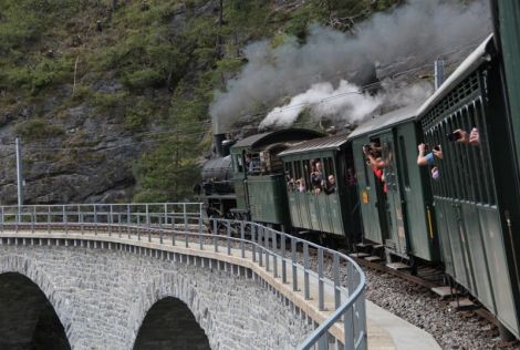 Dampffahrt Engadin